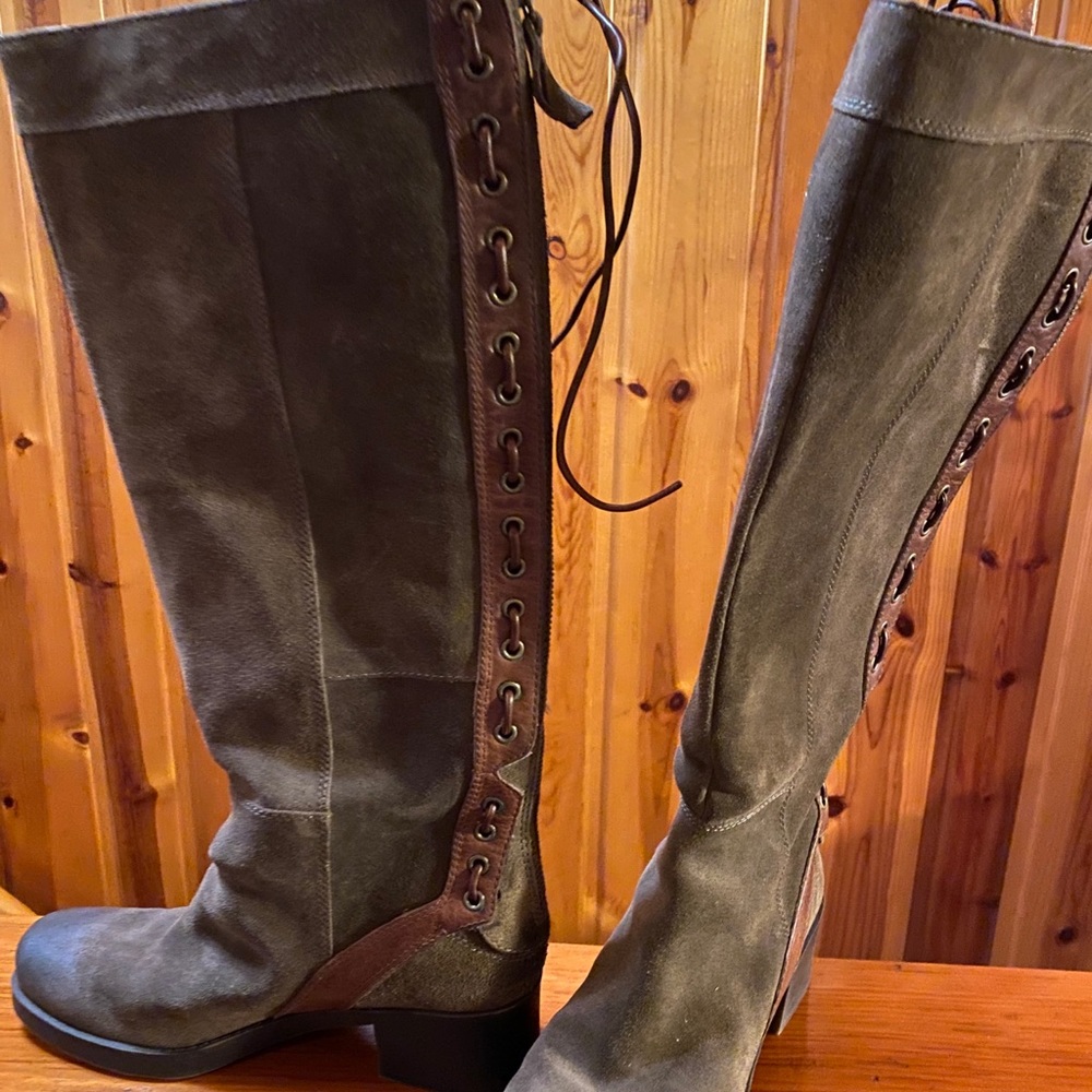 Vintage Green tall boots